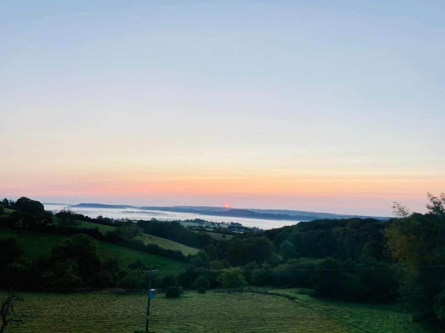 The Cider House Holiday Cottage Welsh Newton Common Bagian luar foto